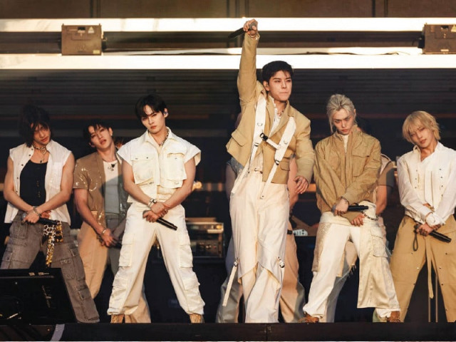 k pop stars stray kids mark comeback in uk fest k pop stars stray kids mark comeback in uk fest