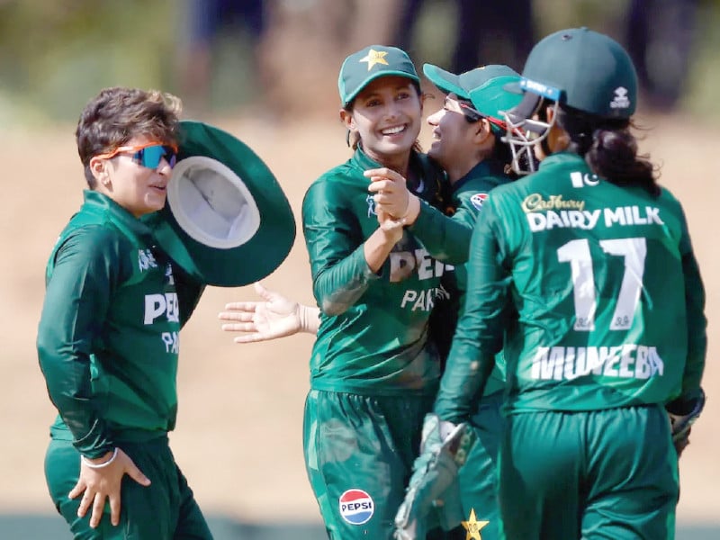 syeda aroob shah celebrates with her teammates after running out lavanya keny photo acc