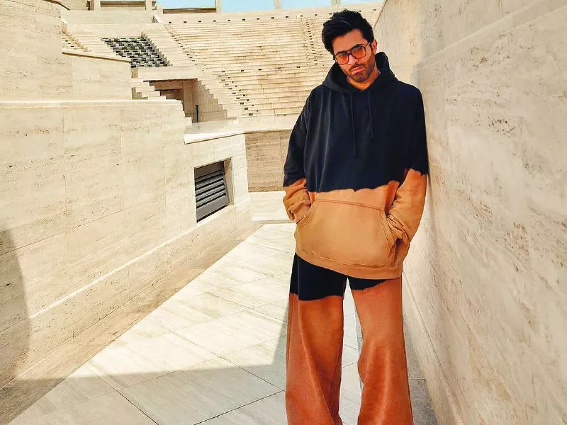 why women are paying attention to a man s trousers why women are paying attention to a man s trousers