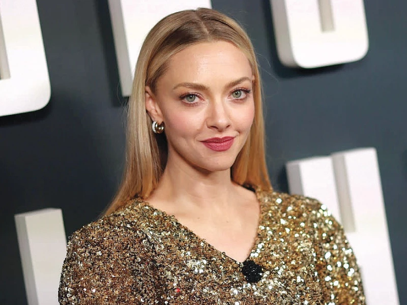 seyfried developed the rash when she was 19 photo instagram seyfried developed the rash when she was 19 photo instagram