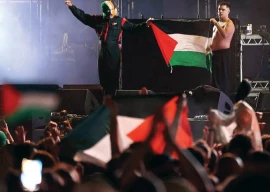 glastonbury should drop kneecap says uk pm glastonbury should drop kneecap says uk pm