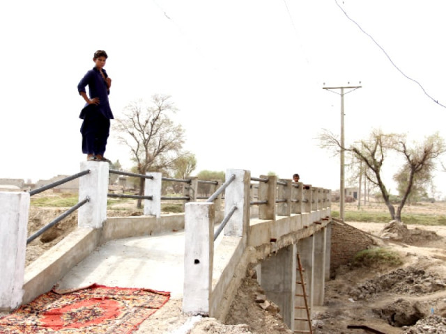 for a village in sehwan new pul ends a partition for a village in sehwan new pul ends a partition