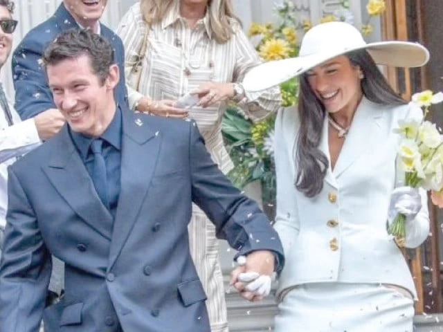 dua lipa and callum turner leave the old marylebone town hall after the wedding ceremony photo instagram dua lipa and callum turner leave the old marylebone town hall after the wedding ceremony photo instagram