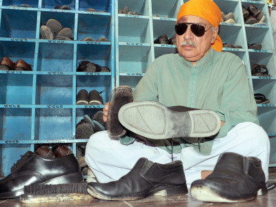 sacked dag shoeshine sevadar files lawsuit against scba president
