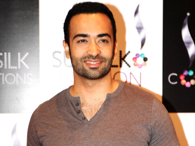 hottie of the week farhad humayun