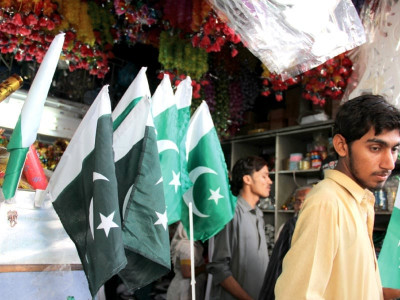 pakistan flag despite wrong green china now supplier of choice pakistan flag despite wrong green china now supplier of choice