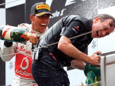 formula one hamilton deal close says mclaren formula one hamilton deal close says mclaren