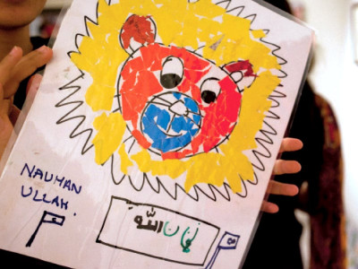 underprivileged talented young students exhibit their work underprivileged talented young students exhibit their work