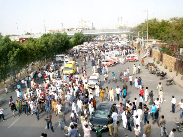 karachi s shias targeted in roadside bomb ahead of annual rally karachi s shias targeted in roadside bomb ahead of annual rally