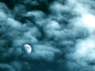 scientists snub claims of early moon sighting in pakistan scientists snub claims of early moon sighting in pakistan