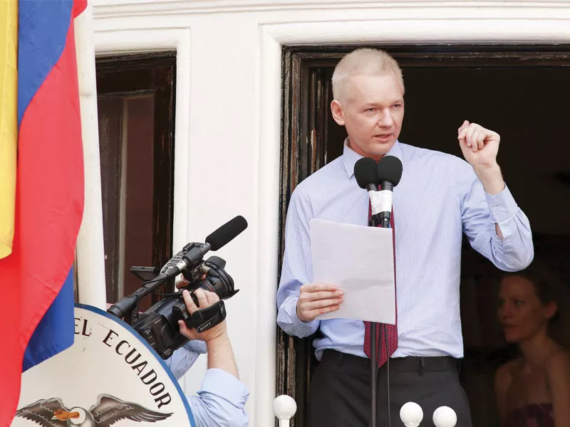 end witch hunt assange berates united states