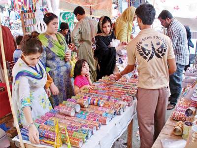 no eid without bangles mehndi