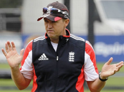 flower wants pietersen to come clean over texts