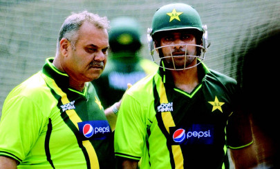 whatmore tells pakistan to toughen up