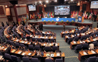 tehran summit takes aim at us west