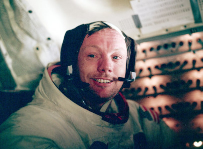 neil armstrong signature triples in value after his death