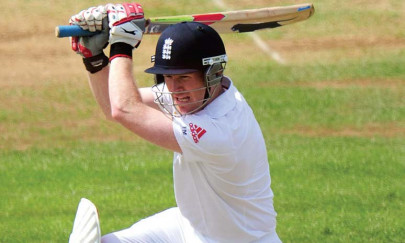 cricket england take back top spot