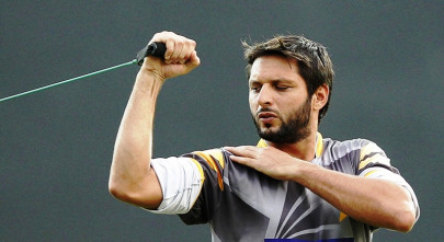 twenty20 thumb injury may jinx afridi s participation