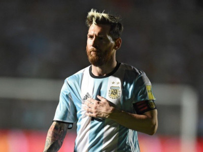 is the failure to qualify weighing heavily on the shoulders of messi and the gang