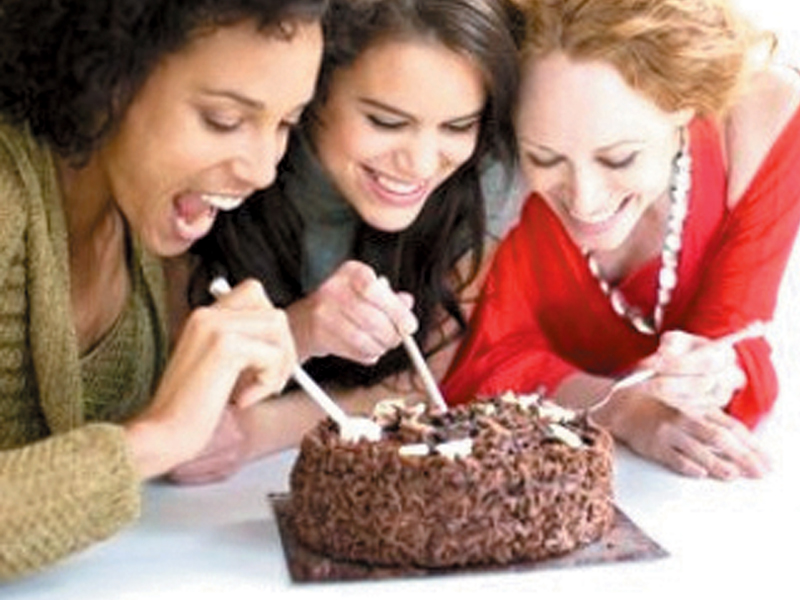 did you know dining with friends can make you fat