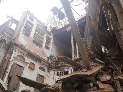 five family members perish as roof caves in