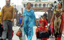 pakistani hindu family returns from india