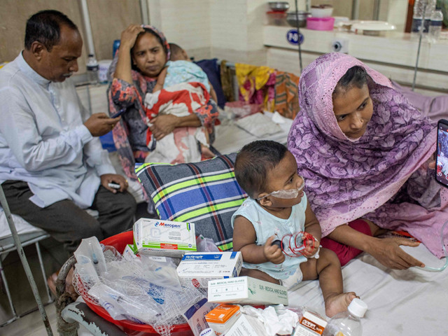 Bangladesh measles deaths near 500 but vaccination drive offers hope