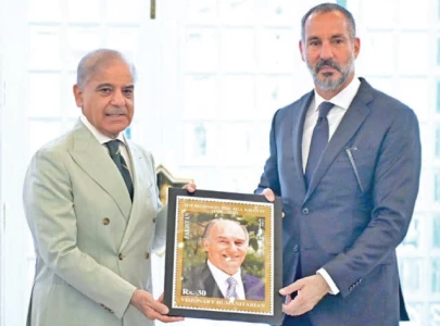 pm urges akdn to deepen partnership