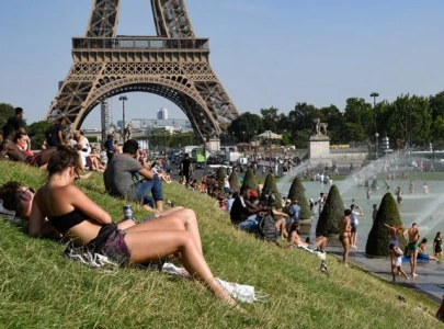 europe sweats through new heatwave europe sweats through new heatwave