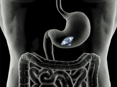 man swallows 14 000 diamond at gem show man swallows 14 000 diamond at gem show