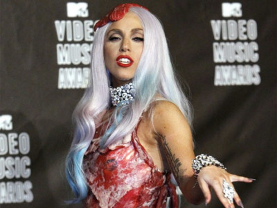 lady gaga s meat gown goes on display lady gaga s meat gown goes on display