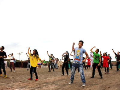 defence day commemoration day long festival ends with an electrifying concert