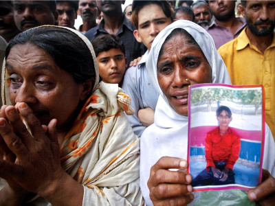 karachi blaze death toll rise to unprecedented 258