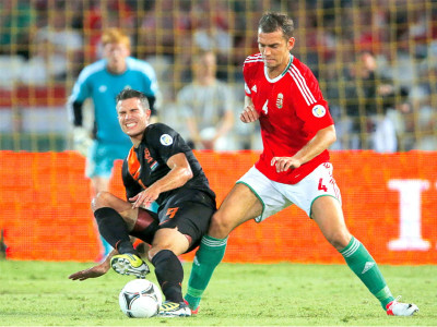 english premier league united thrilled over van persie s return