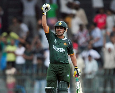 t20 warm up kamran malik lift pakistan over india