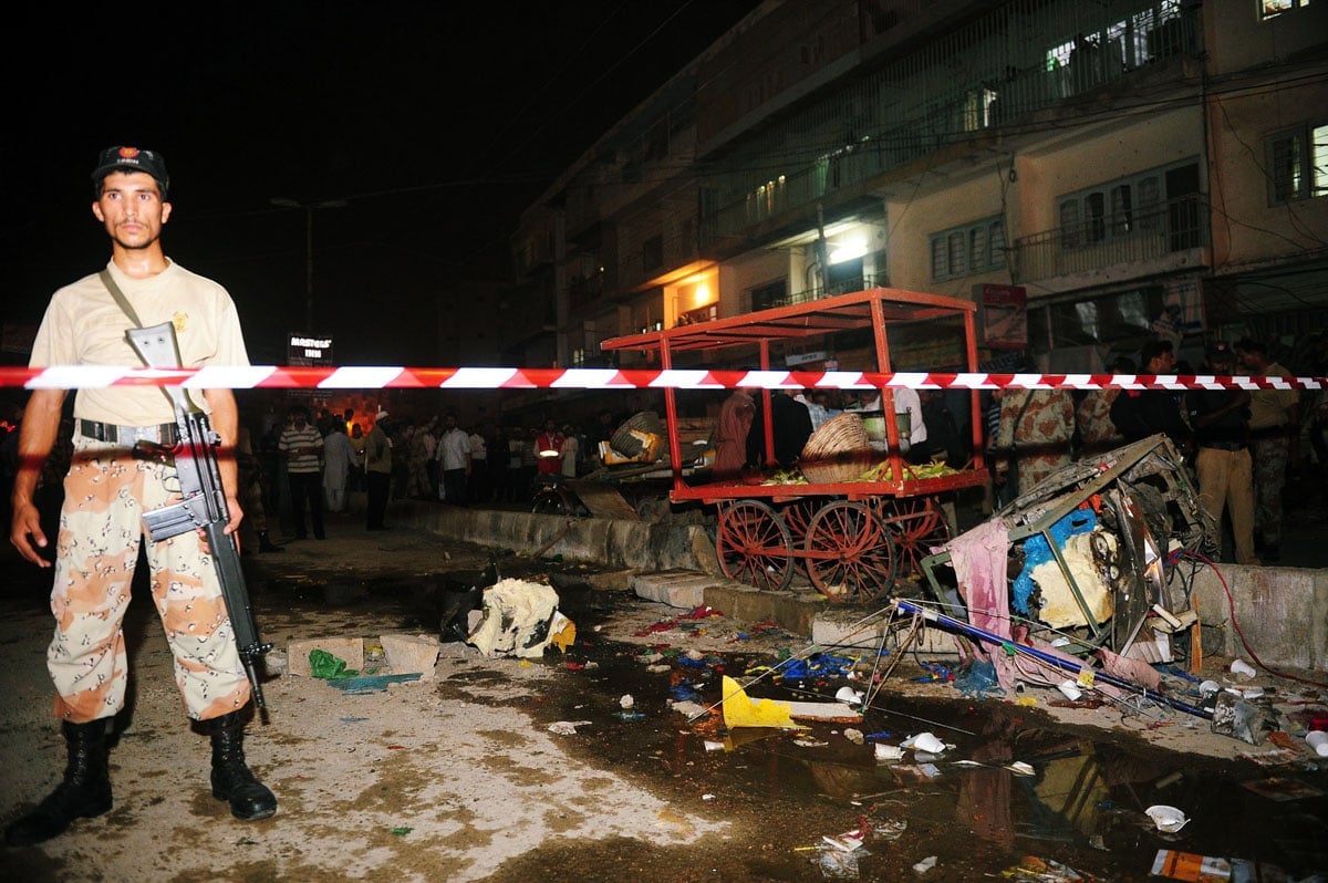 seven killed 12 injured in hyderi twin blasts