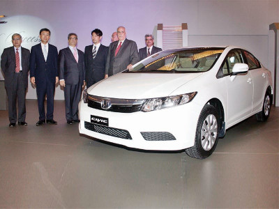 honda launches new civic in pakistan