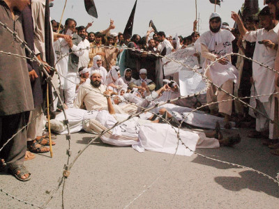 profane film police block peshawar marchers with tear gas