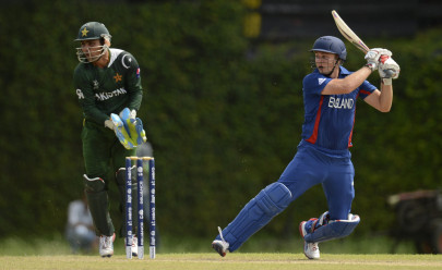 cricket england stun pakistan in world twenty20 warm up