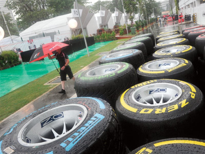 formula one alonso targets idol senna s title haul