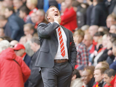 english premier league united win at emotional anfield