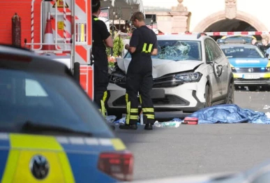 2 killed as car ploughs into crowd in germany