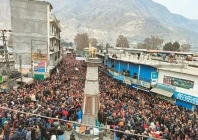 campaigning peaks as g b polls near
