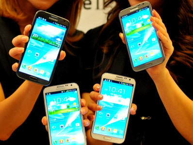 samsung launches galaxy note ii