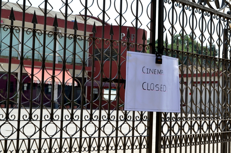 cinema in lahore forced to close down for screening indian films