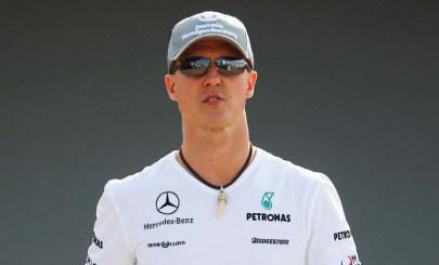formula one schumacher decision difficult for mercedes
