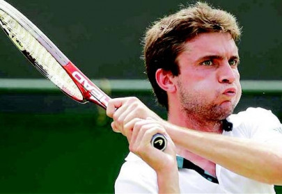 tennis simon beats monfils in bangkok