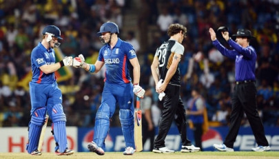 cricket wright sets up easy victory for england