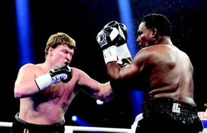boxing povetkin retains wba title