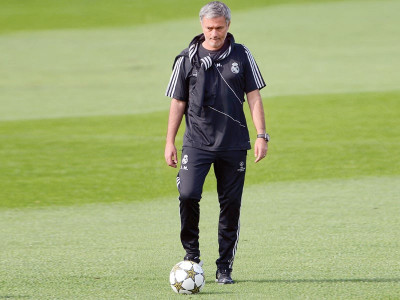 champions league mourinho aims to maintain winning momentum